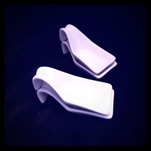 Spoon Shaped Servers